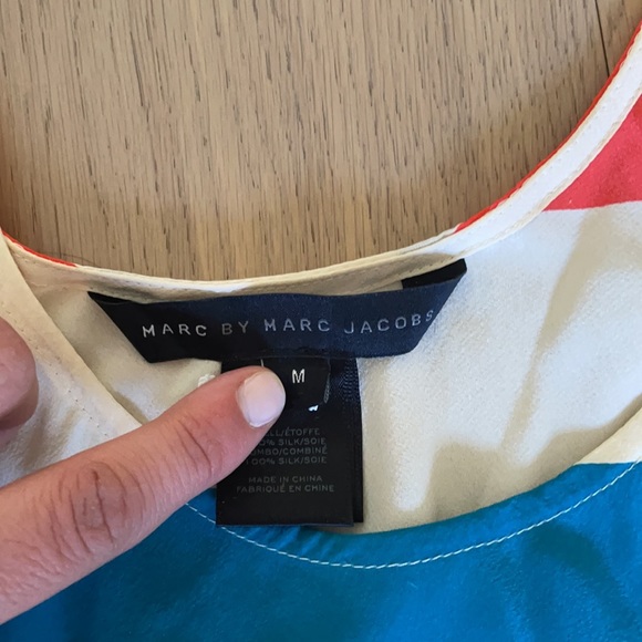 Marc Jacobs 100% silk rainbow dress (M) worn once - Picture 2 of 3